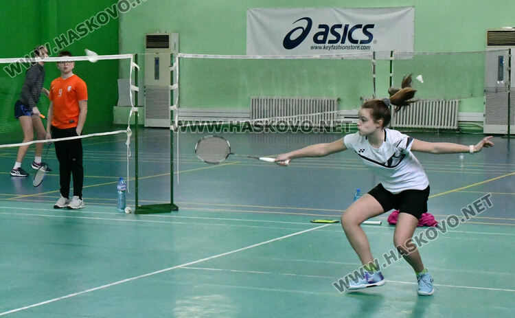  Хасково домакинства на кръг от  бадминтон веригата „Млади таланти“