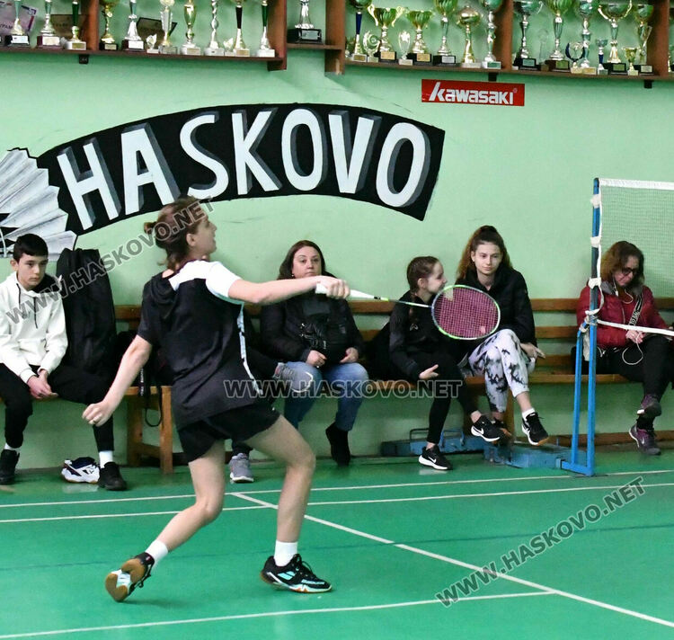  Хасково домакинства на кръг от  бадминтон веригата „Млади таланти“