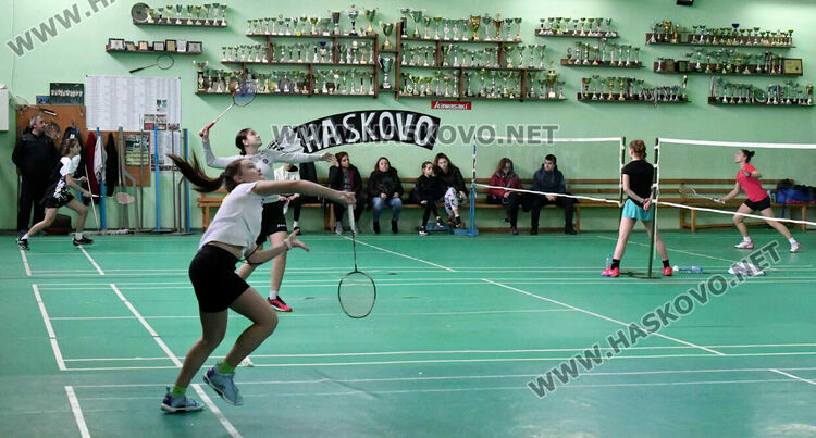  Хасково домакинства на кръг от  бадминтон веригата „Млади таланти“