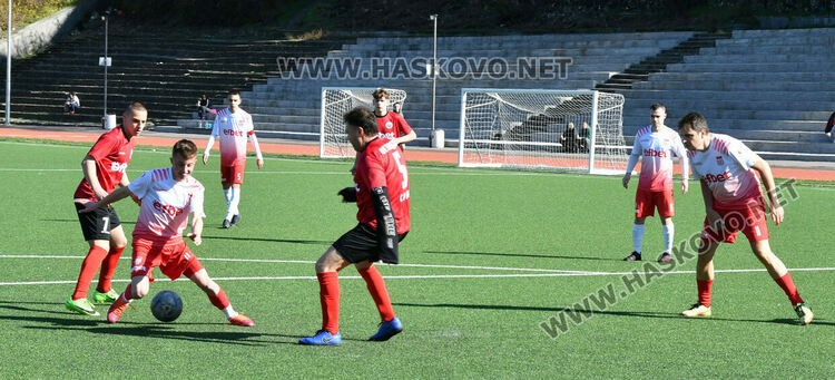 ФК „Хасково 1922“ разгроми „Сакарски спортист“ с 8:0 