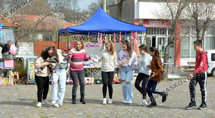 12-годишен меси мекици по мерак за кулинарния фестивал в с. Въгларово