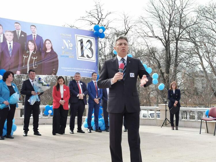 Централният предизборен лъч на ДПС гостува на Кърджали! 