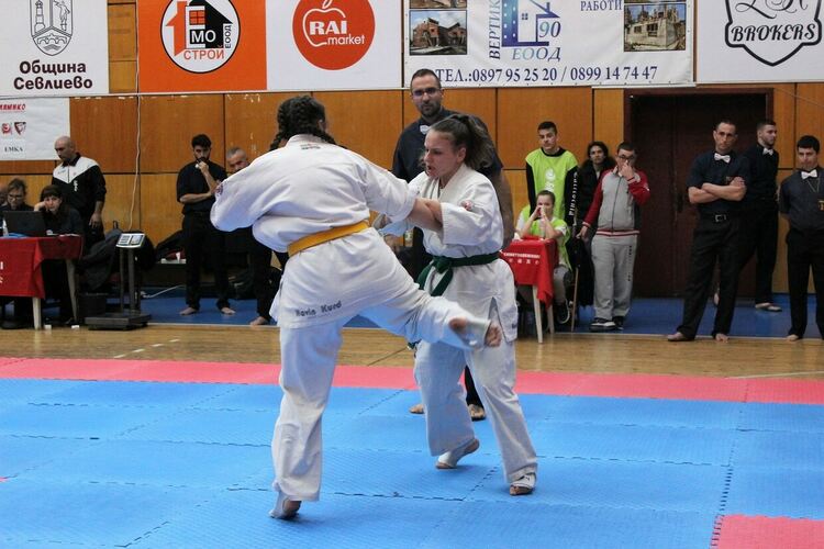 СК "Хамон" - Асеновград с четири медала от престижно състезание 