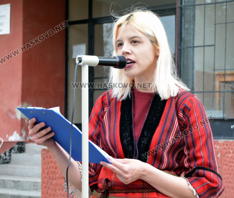 12-годишен меси мекици по мерак за кулинарния фестивал в с. Въгларово