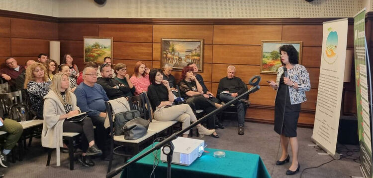 В Хасково информираха земеделските стопани за възможностите за подкрепа