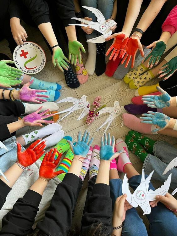 21 март - Световен ден на хората със синдром на Даун и първа пролет .