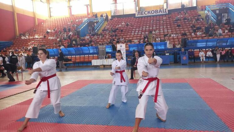 "Арес„ – шампиони в Лесковац, първи са от 44 балкански клуба