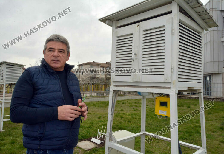 Спас Александров в Световния ден на метеорологията: Професията първо е задължение, после става и хоби