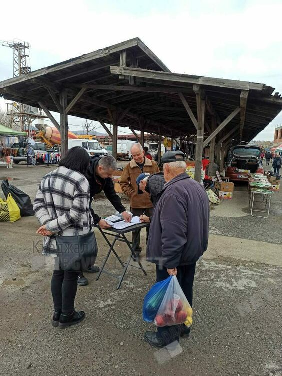 Жители на Кирково към ПП”Възраждане”:Запазете българския лев!