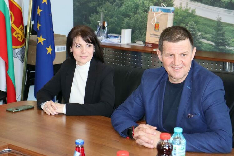 Изграждат зелена класна стая на открито в Хасково