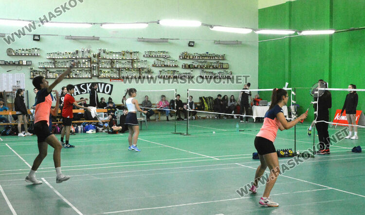 75 бадминтонисти се включиха в Държавното първенство в Хасково