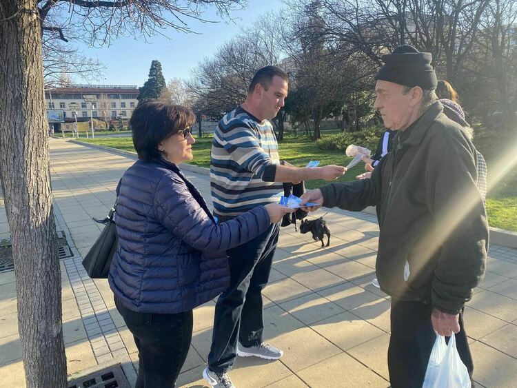 Караянчева:Проблемите на кърджалийци и във "Възрожденци" и в Градската градина са едни и същи