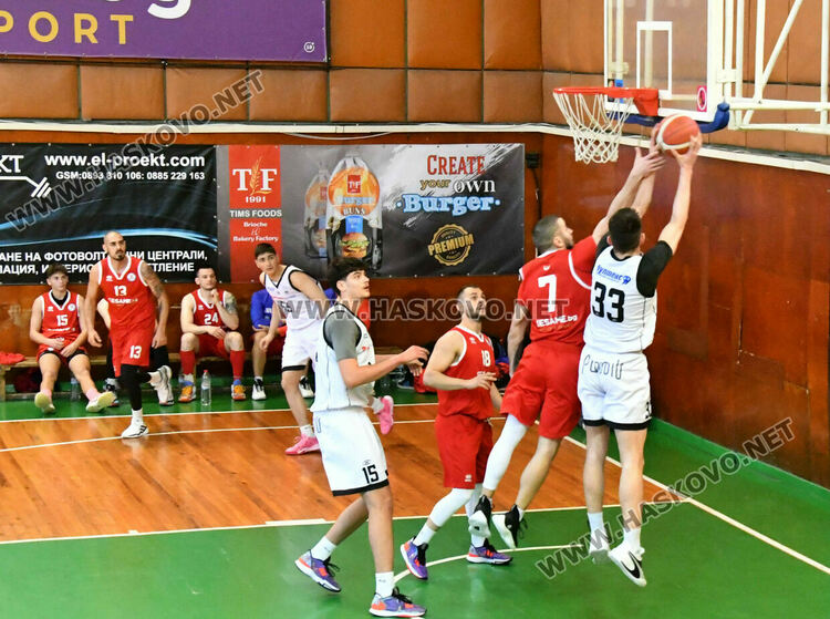 “Хасково” изигра поредния си силен мач и оглави класацията в група юг на ББЛ