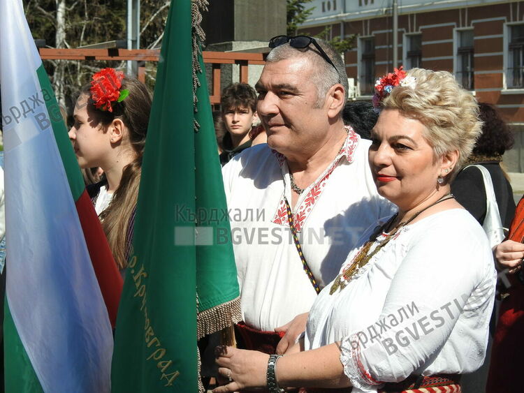 Кърджали чества Деня на Тракия, Нинова дойде да подкрепи проф.Стайкова за депутат