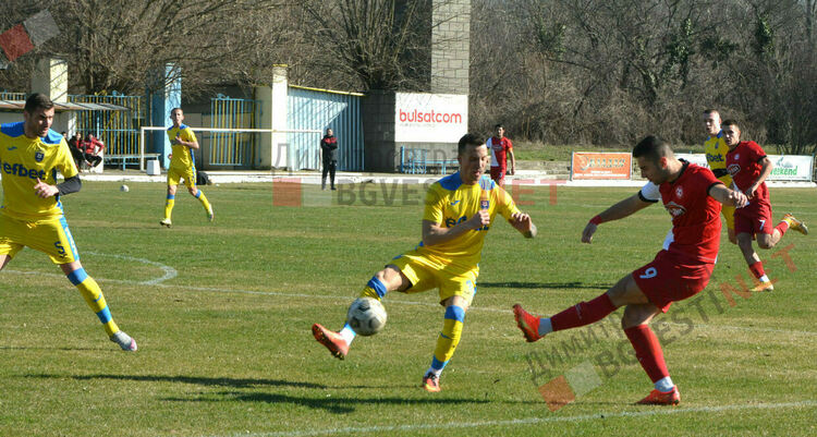 ФК Димитровград 1947 с победа над смолянския тим Родопа
