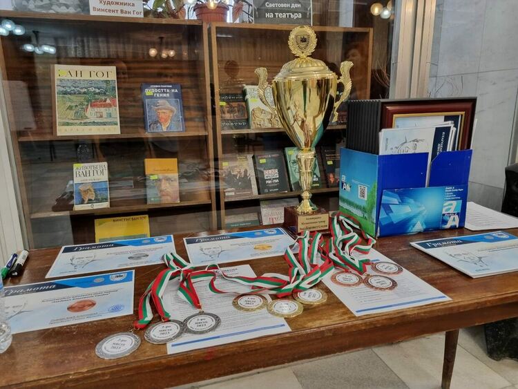 ОУ "Христо Ботев" - Асеновград е големият победител в математическото състезание, посветено на акад. Сендов