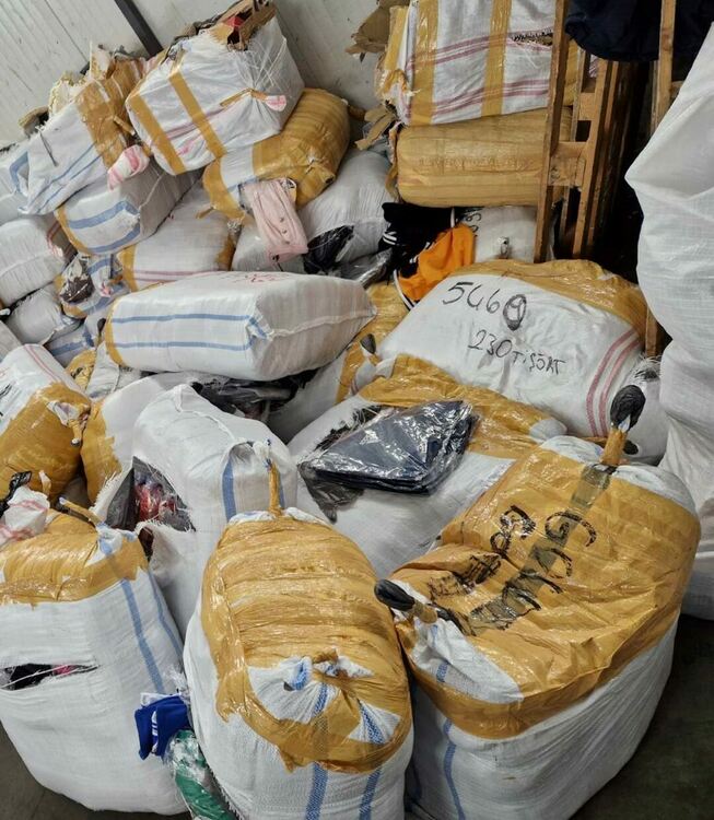 Фалшиви стоки за Полша, Чехия и Германия разкрити на граничния пункт “Капитан Андреево“