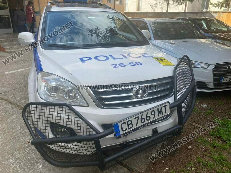 Откриха мачете и наркотици в дома на мъжа от екшъна със стрелба