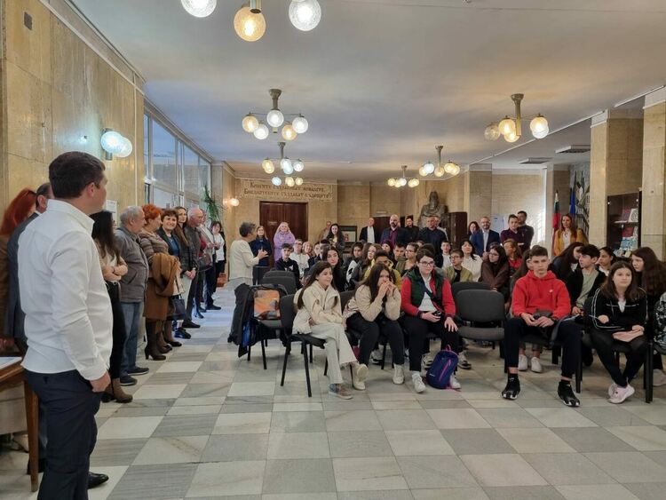 ОУ "Христо Ботев" - Асеновград е големият победител в математическото състезание, посветено на акад. Сендов