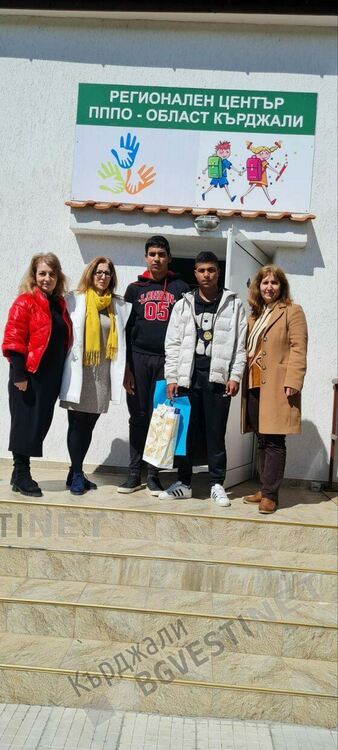 Наградиха победителите от Националния конкурс „Аз обичам България и традициите ни”