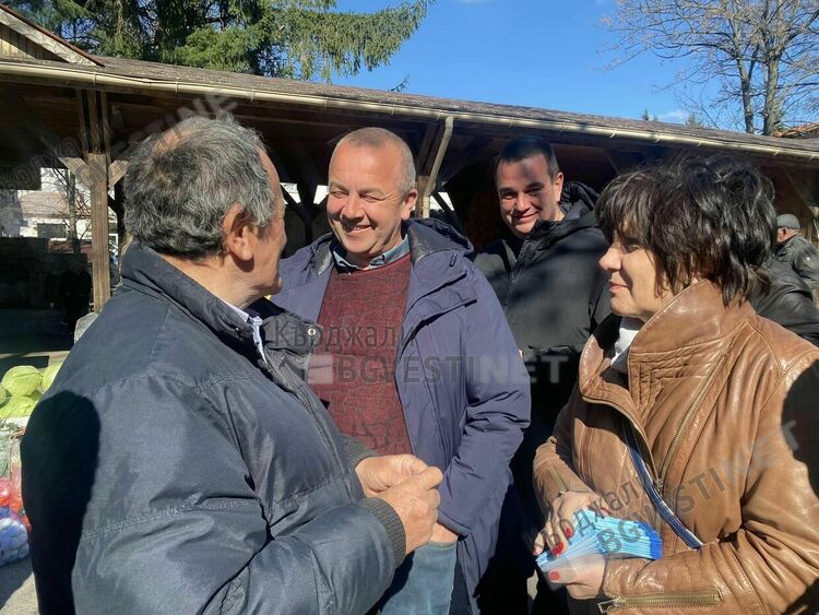 Караянчева в Черноочене: ГЕРБ ще спре лабораторните опити с ресурсите на държавата!