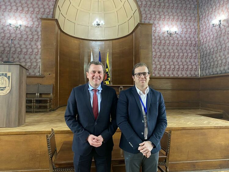 Кметът на община Перник Станислав Владимиров се срещна с кмета на италианския град Нарни Лоренцо Лукарели