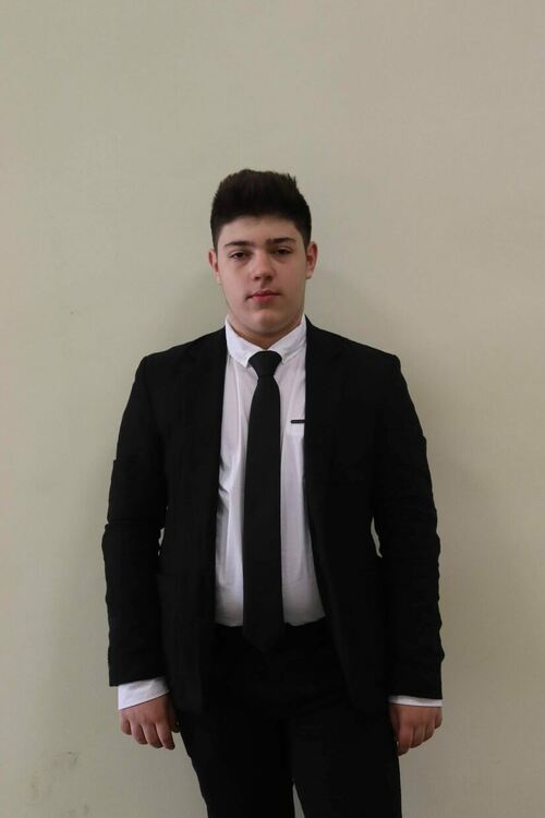 Четвърти в България по английски език е ученик от „Паисий“