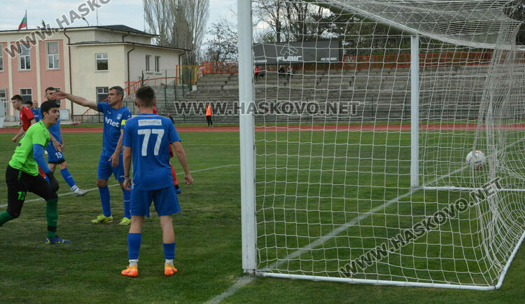 „Саяна Хасково“ разби аутсайдера “Верея” с 6:2 