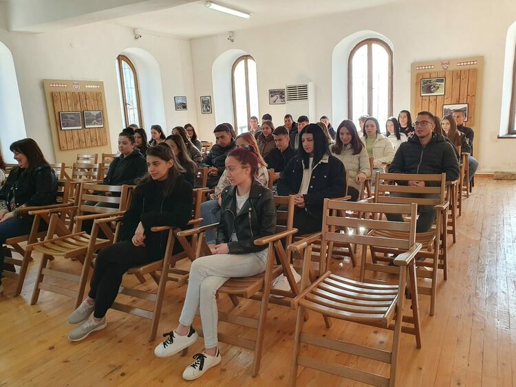 Кметът инж. Изет Шабан се срещна с бъдещите абитуриенти на Ардино