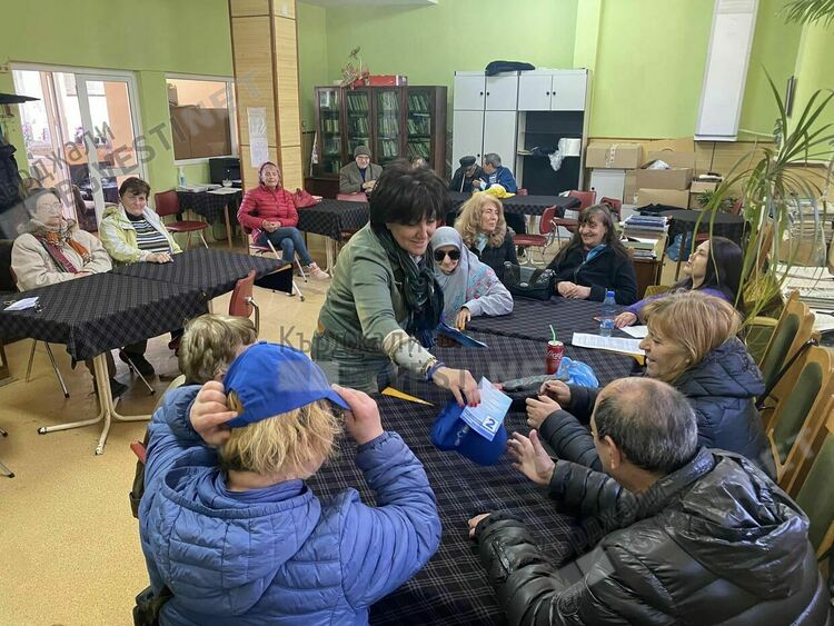 Караянчева:Хората с увреждания не искат избори,а достъпна архитектурна среда,здравни грижи и  социална подкрепа!