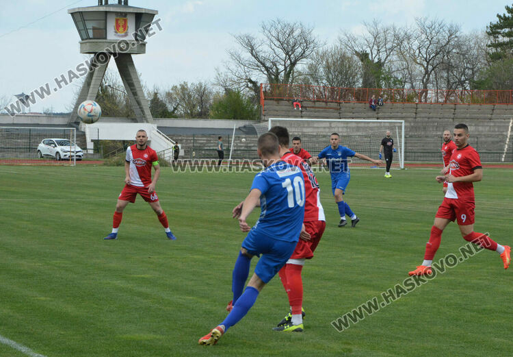 „Саяна Хасково“ разби аутсайдера “Верея” с 6:2 