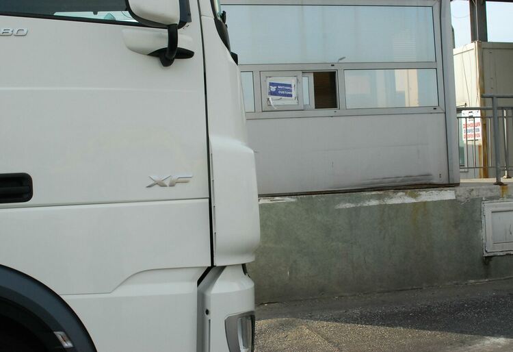 Валута за над  2 млн.лв.  спряна на граничния ни с Турция пункт "Капитан Андреево"