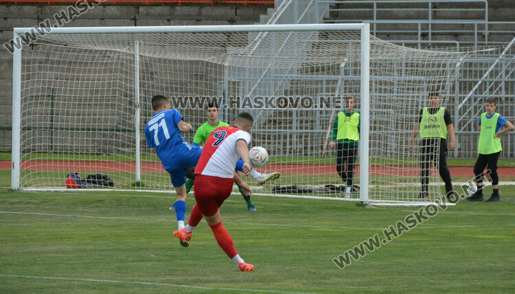 „Саяна Хасково“ разби аутсайдера “Верея” с 6:2 