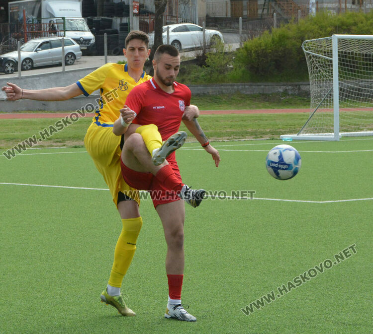 Юношите на ОФК „Хасково“ направиха равен с „Марица“