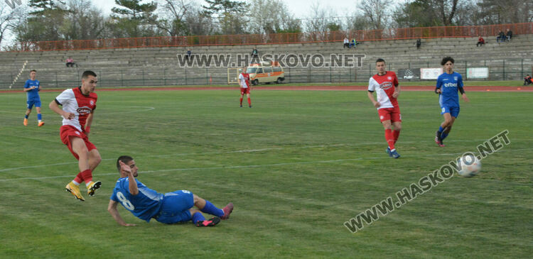 „Саяна Хасково“ разби аутсайдера “Верея” с 6:2 