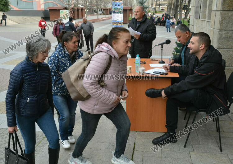 Секциите получиха бюлетините от общините в Хасковска област