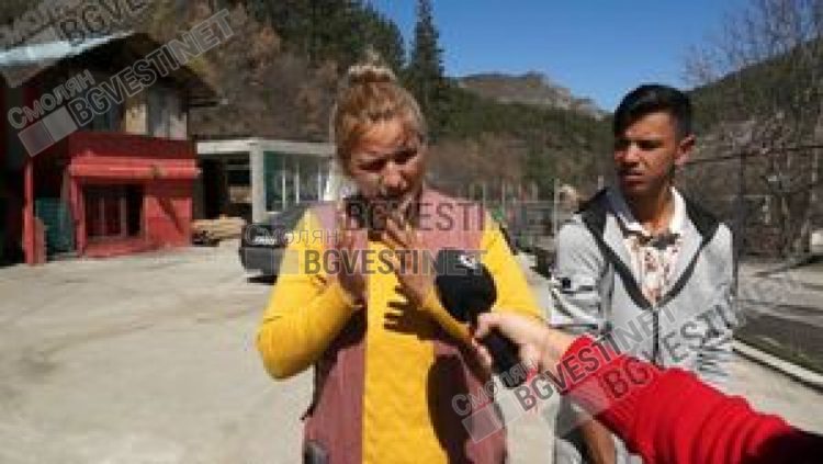 Ромката, която твърди пред еТВ, че побоя е заради изборите. При разпита вече "не знаела защо го е казала"