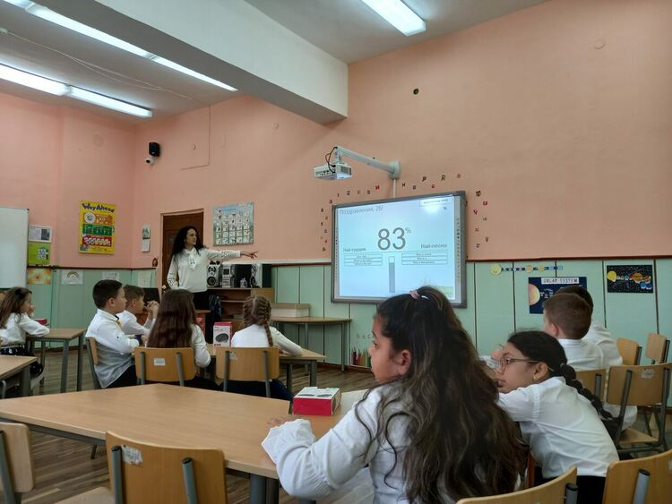 Ученици и учители обмениха опит и практики в ОУ „Иван Вазов“ в Харманли