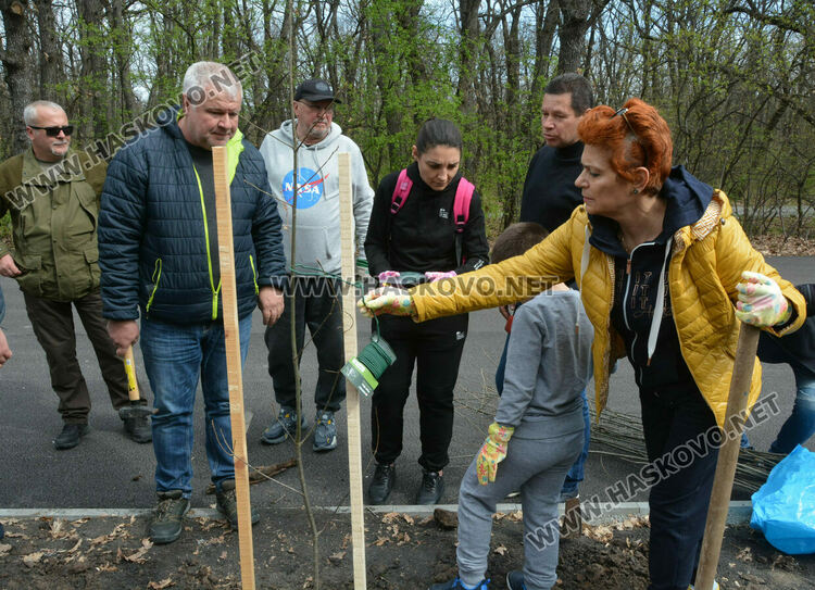 Ротари клуб Хасково-Аида с поредна акция по засаждане на дръвчета в „Кенана”