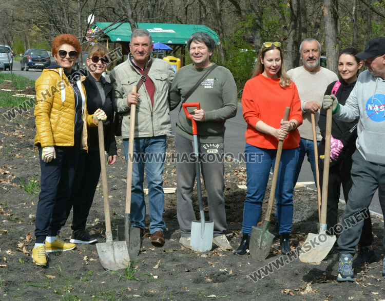 Ротари клуб Хасково-Аида с поредна акция по засаждане на дръвчета в „Кенана”
