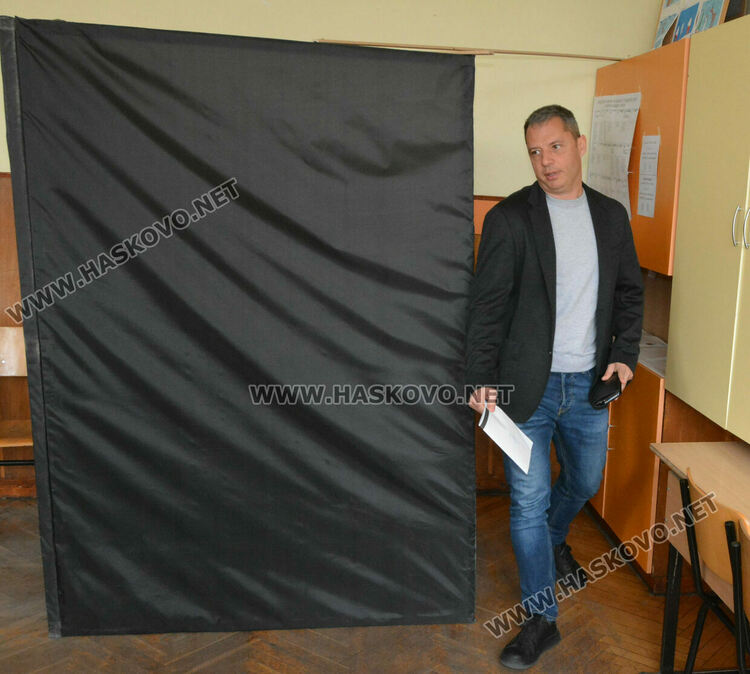 Делян Добрев: Трябва да има правителство и ако нашият резултат е по-висок, ние ще създадем такова 