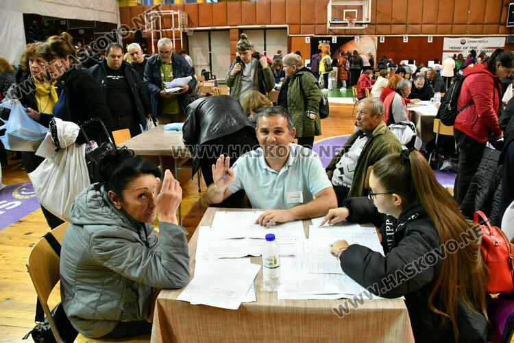 ГЕРБ-СДС обръщат резултата в Хасково при 66%  обработени протоколи