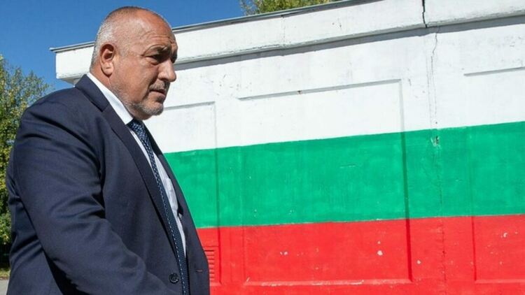 Йохана Даймел: Затяга се примката около шията на Борисов