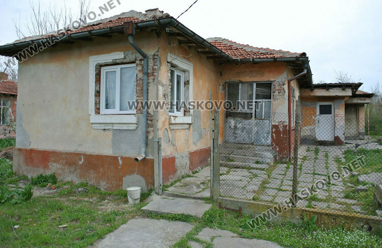 Заради цигара е пребит мъжа, който е с опасност за живота