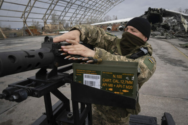 200 украински войници завършиха обучението си в Испания