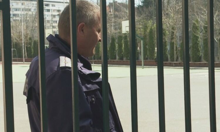 Хванаха шестокласнички в Пловдив за нова бомбена заплаха