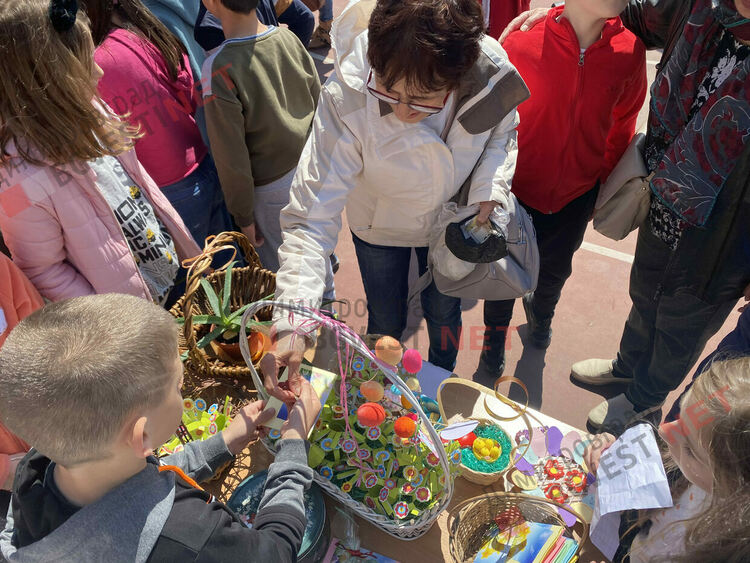 Ученици от ОУ "П.Славейков" с екоинициативи събират средства за Зелена класна стая