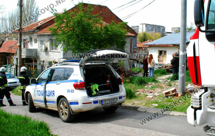Възрастен мъж почина, зарязан от децата си, в дома си в Хасково