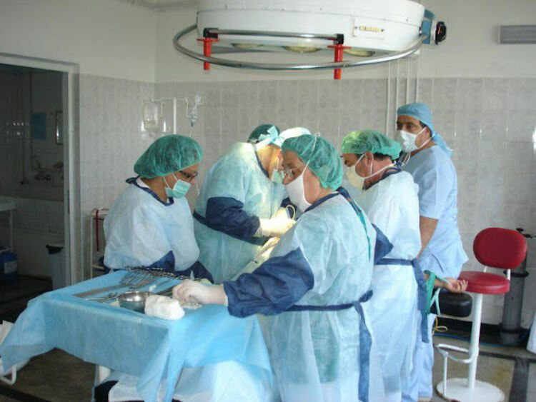 Честит празник на всички заети в сферата на здравеопазването!