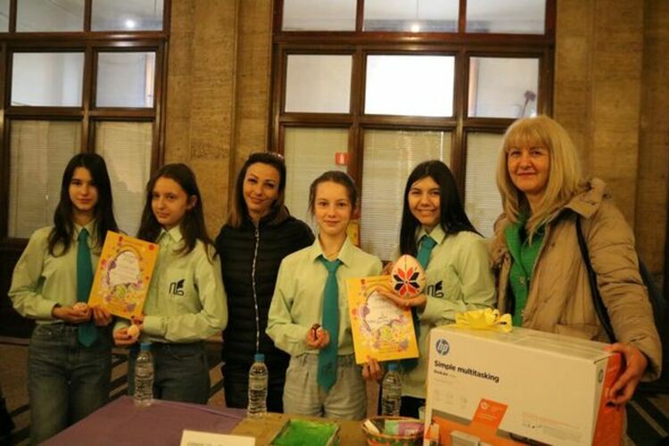 Традиционния великденски конкурс "Писано яйце&ldquo; се проведе в Двореца на културата